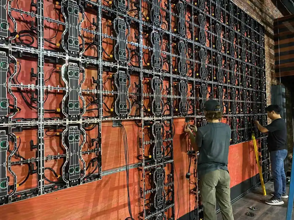 rental led screen installation