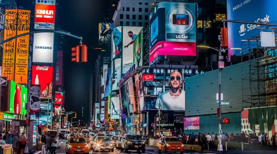 utilize LED Billboard for Advertising